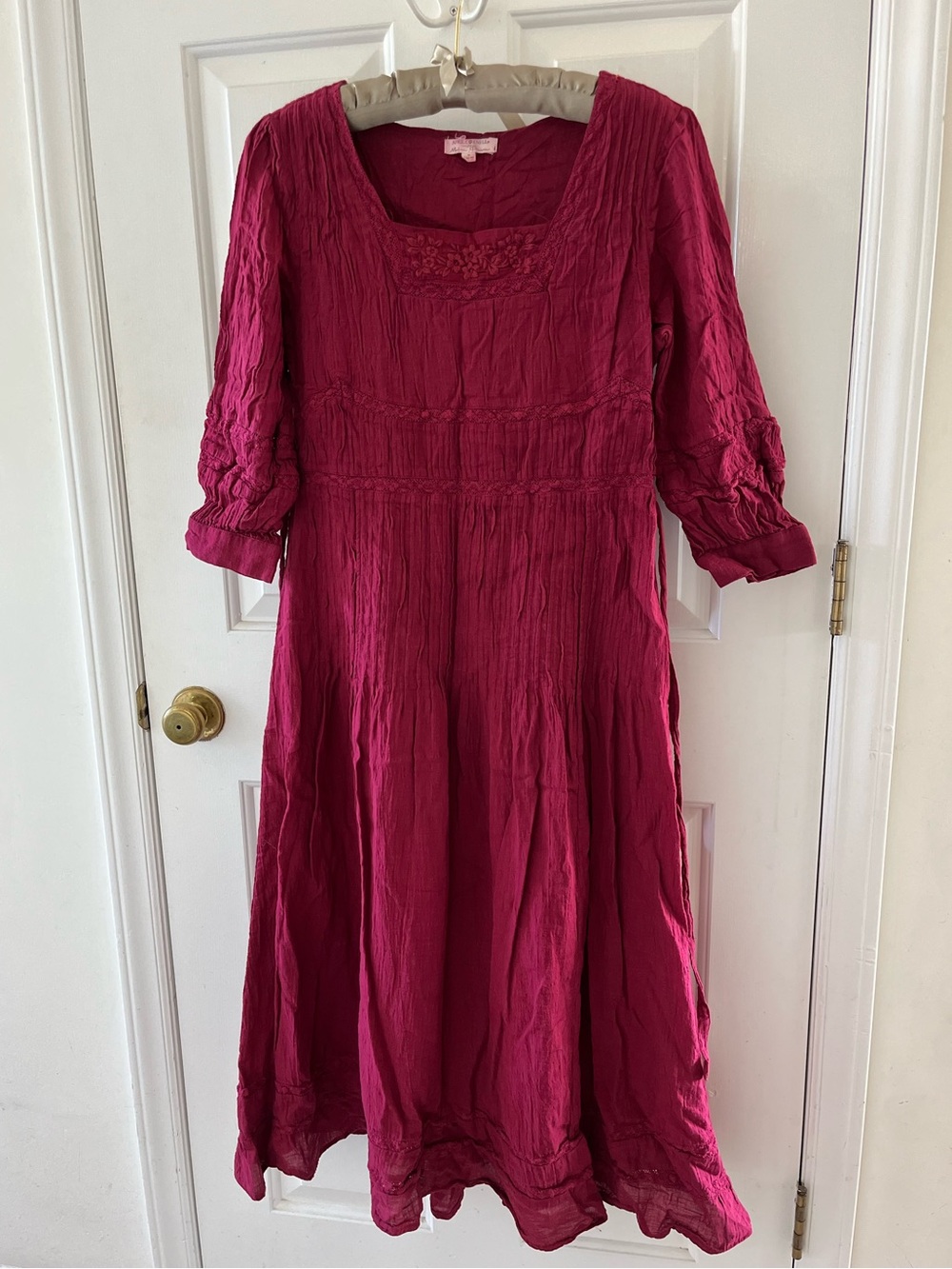 EUC April Cornell Modern Prairie Dress XS Magenta Cranberry Crochet Trim Midi